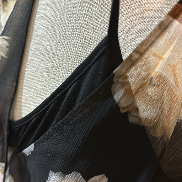 New Clavin Klein Faux Wrap Black Floral Dress Size 8 - Picture 7 of 14